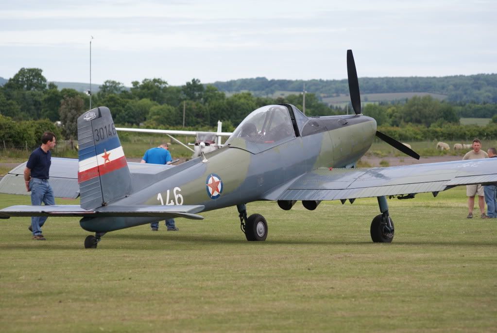 http://i714.photobucket.com/albums/ww142/PhantomPhil/Great%20North%20Fly-In%20Eshott%20Airfield%20June%202010/DSC03873.jpg