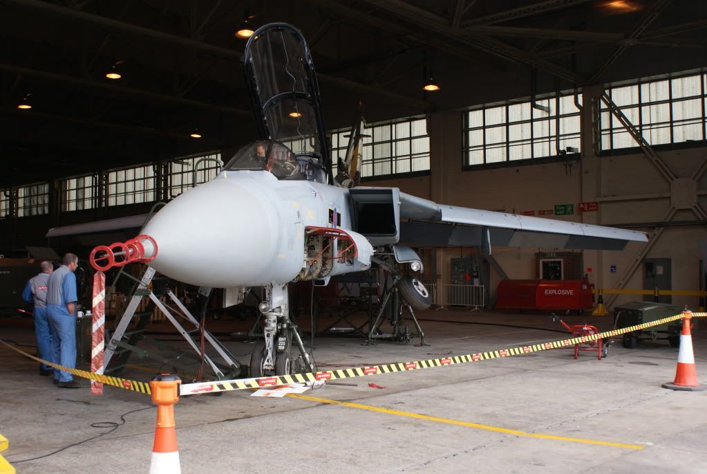 http://i714.photobucket.com/albums/ww142/PhantomPhil/RAF%20Leeming%20Families%20Day%202011/DSC05055.jpg