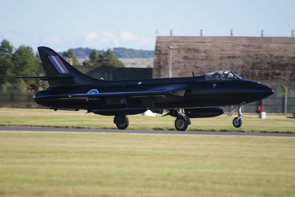 http://i714.photobucket.com/albums/ww142/PhantomPhil/RAF%20Leuchars%20Airshow%202010/DSC04791.jpg