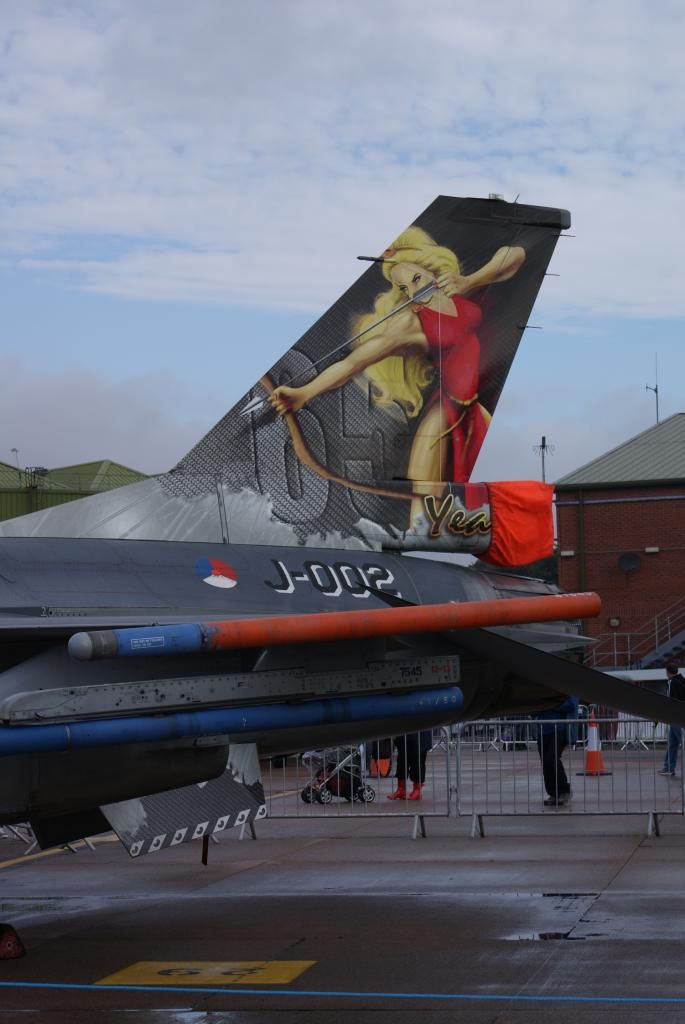 http://i714.photobucket.com/albums/ww142/PhantomPhil/The%20Last%20Last%20Leuchars%20Air%20Show%202013/DSC00551_zps4e577952.jpg
