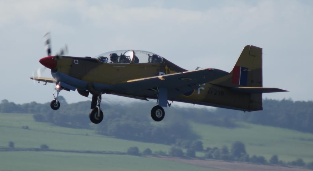 http://i714.photobucket.com/albums/ww142/PhantomPhil/The%20Last%20Last%20Leuchars%20Air%20Show%202013/DSC00801_zps7c25cdc0.jpg