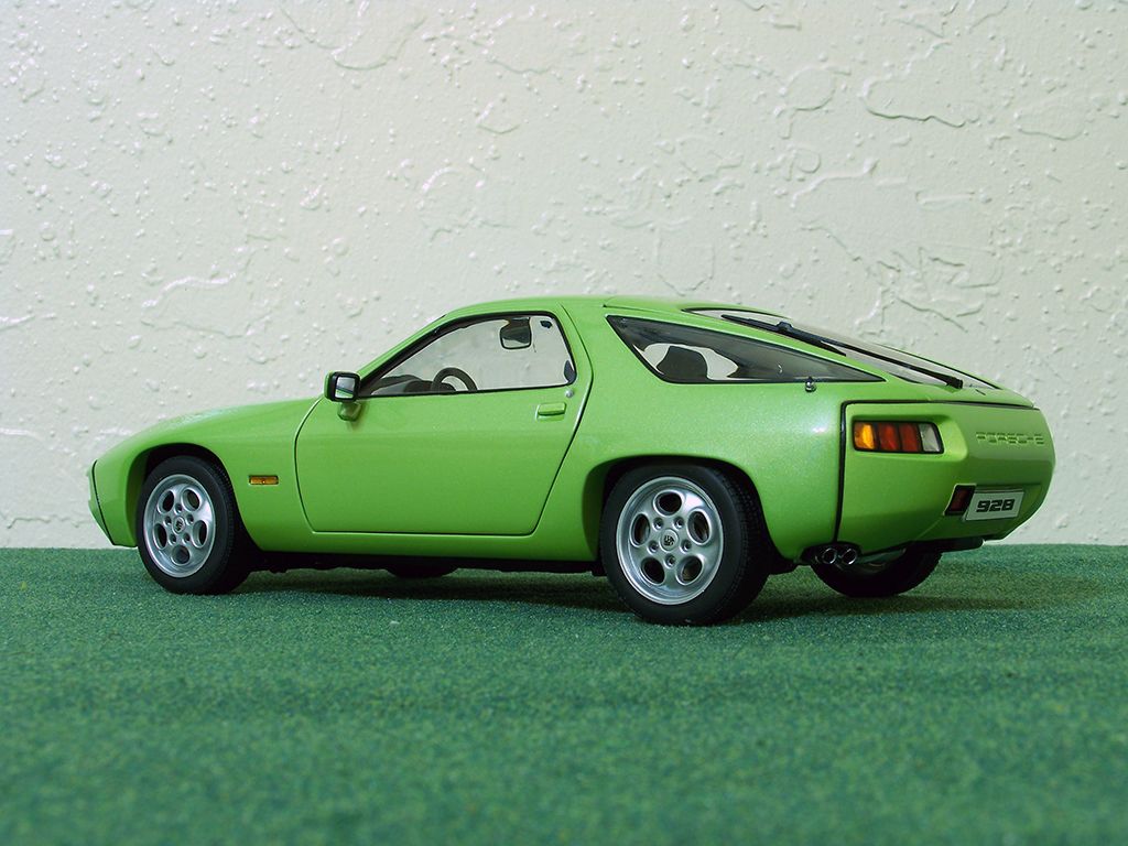 autoart porsche 928