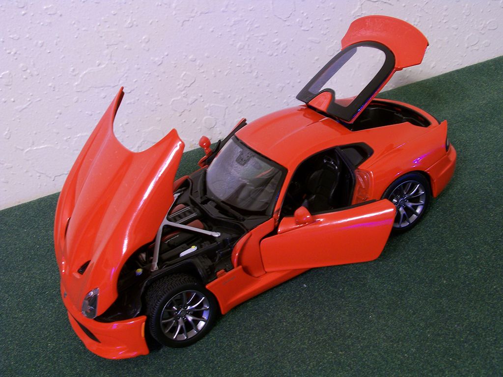 maisto 2013 srt viper gts