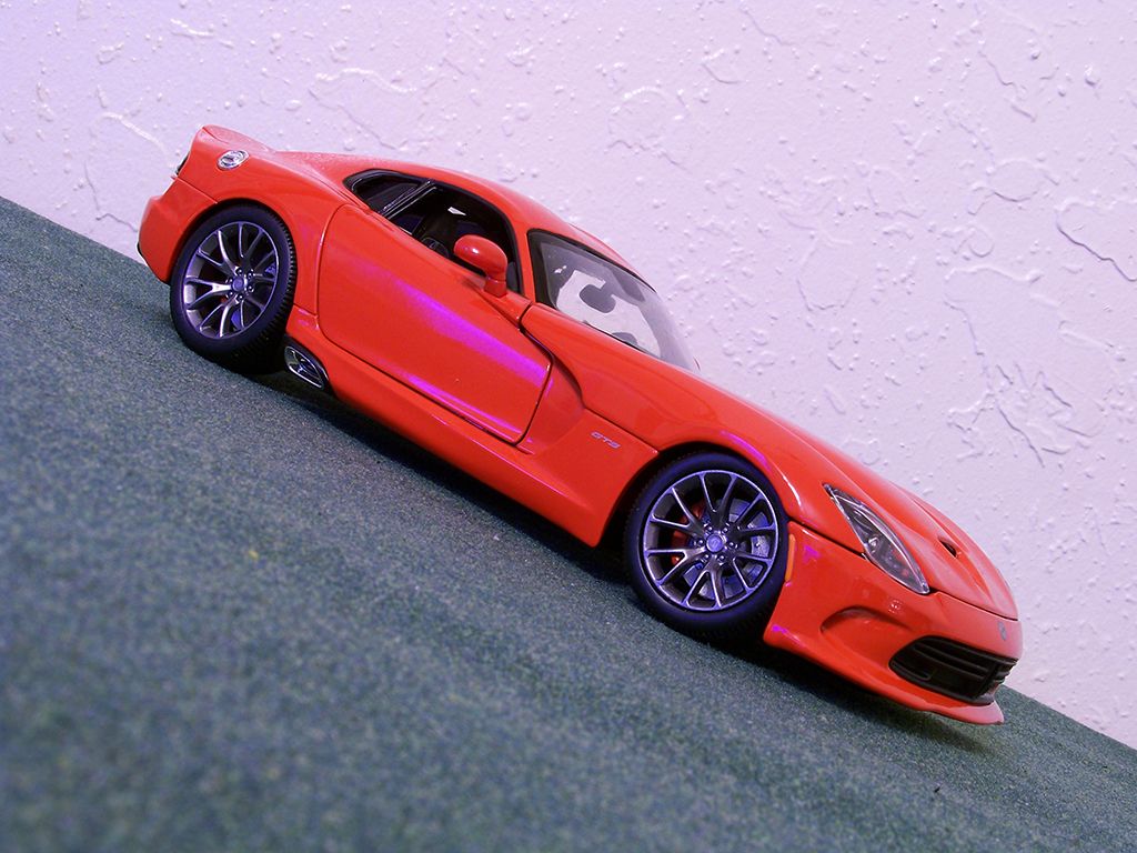maisto 2013 srt viper gts