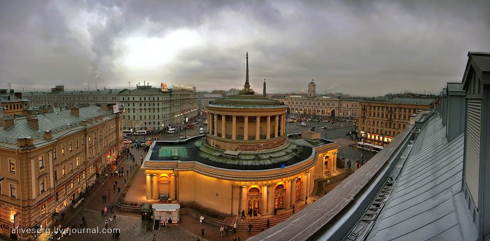 Над площадью Восстания смеркалось Photobucket