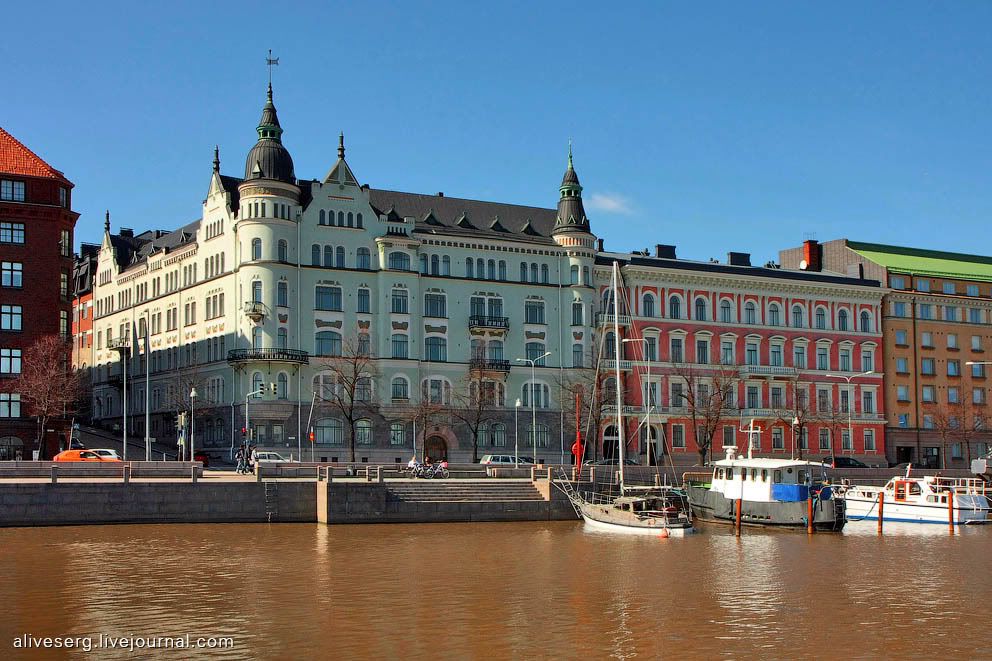 Проездом через Эспланаду, два собора, вокзал и пороги | Helsinki, Finland Photobucket
