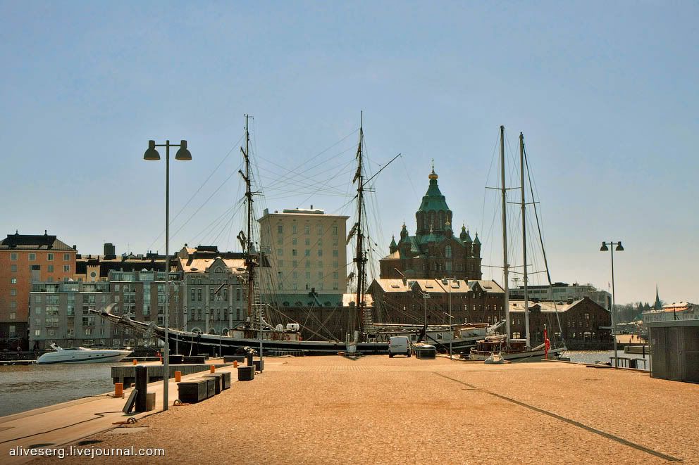 Проездом через Эспланаду, два собора, вокзал и пороги | Helsinki, Finland Photobucket