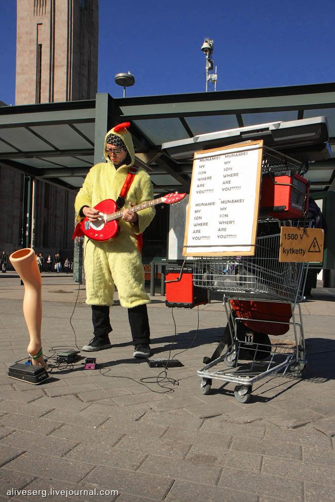 Проездом через Эспланаду, два собора, вокзал и пороги | Helsinki, Finland Photobucket