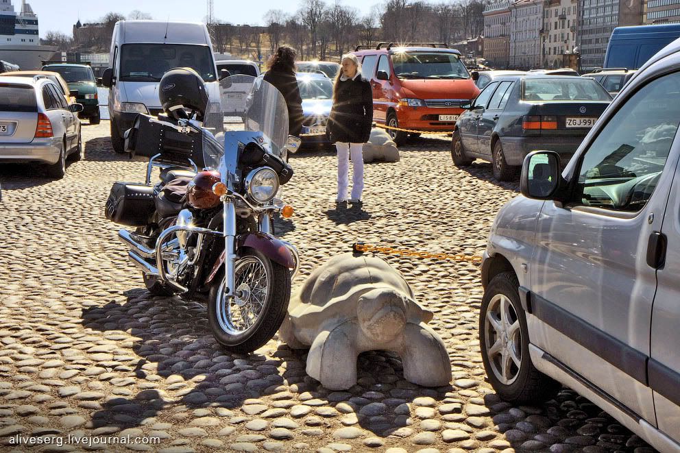 Проездом через Эспланаду, два собора, вокзал и пороги | Helsinki, Finland Photobucket