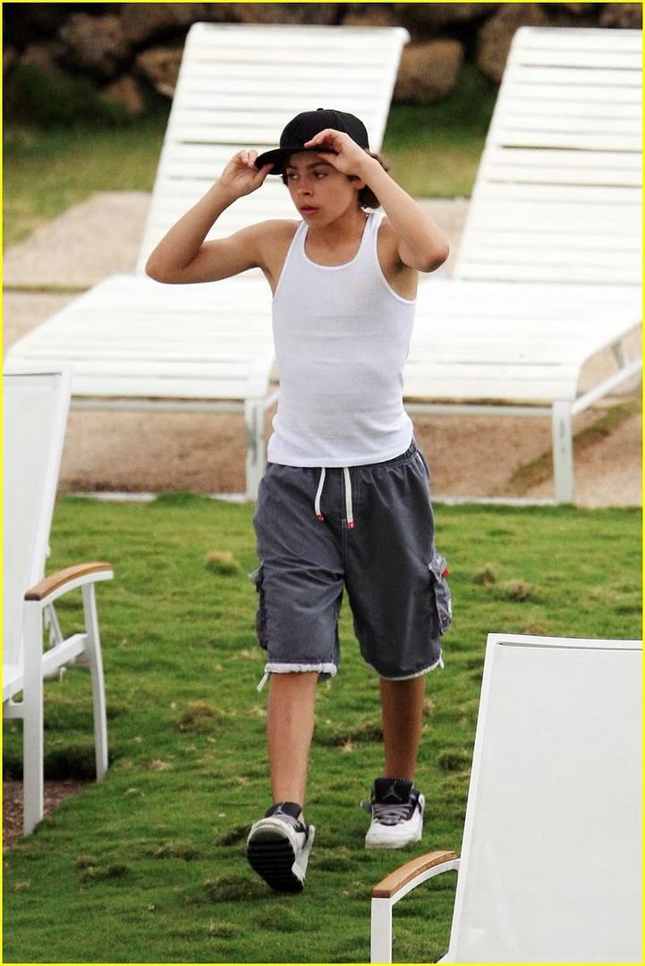 Jake T. Austin - Picture Colection