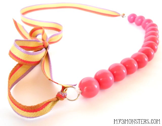Easy Bubblegum Bead Necklace at /